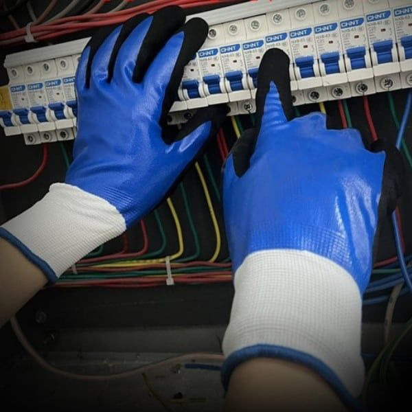 Găng Tay Phủ Cao Su Cách Điện 400V Chống Nước