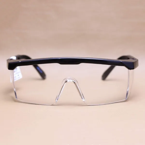Kính Bảo Hộ Everest EV105 Chống Tia UV Chống Bụi Và Chống Đọng Sương