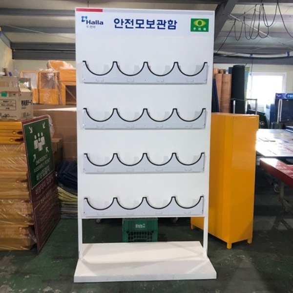 Giá Treo Mũ Bảo Hộ Lao Động Sử Dụng Gắn Tường Hoặc Tủ ( Kệ Nón )